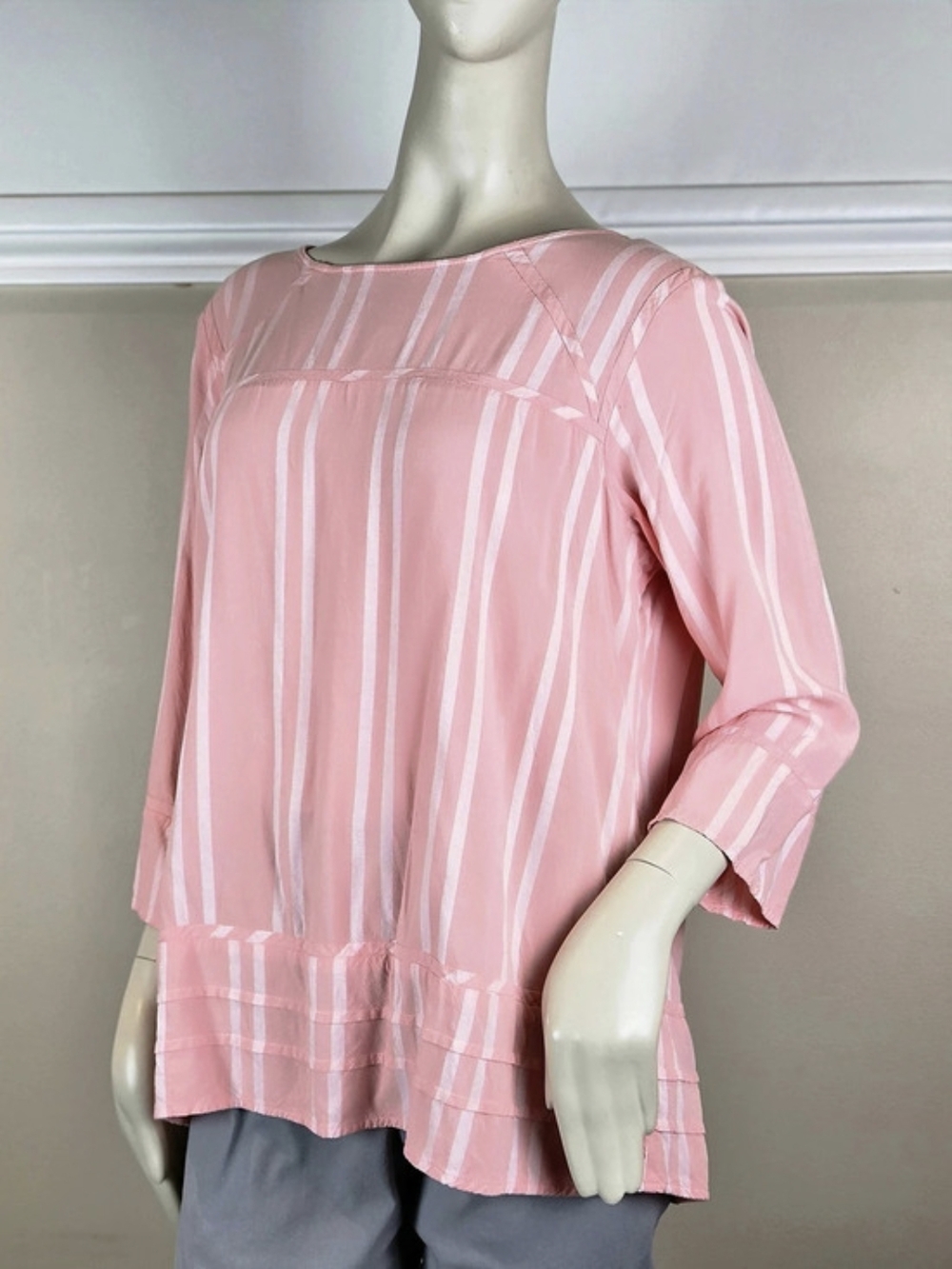 Size XL Riders by Lee Indigo Pink Striped Pintuck Popover Blouse